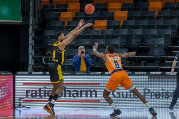 一支成熟球 一支成熟球