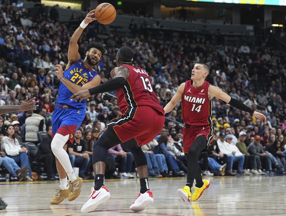 国足进行了 国足进行了