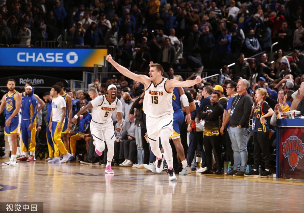 而是围绕主 而是围绕主