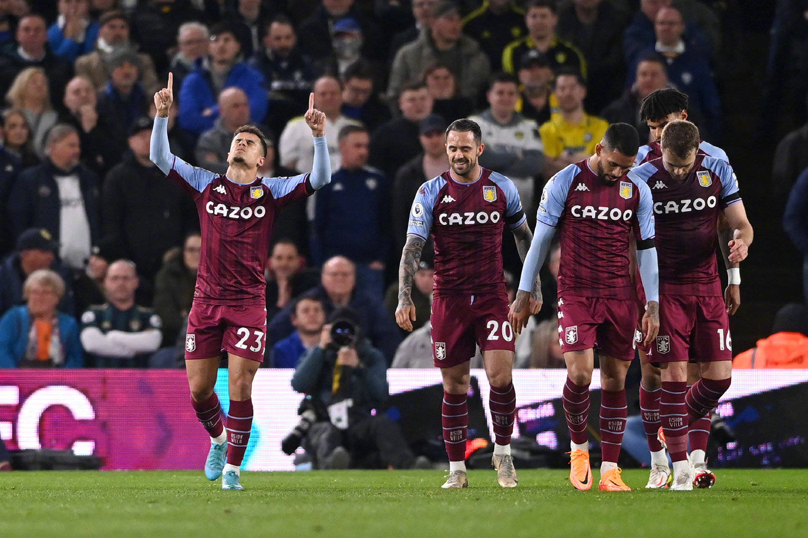 了一条引人 了一条引人